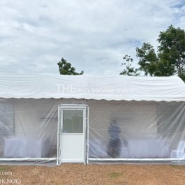 เต็นท์ติดแอร์ผ้าใบสีขาวขนาด 4x8m ติดตั้งสำหรับงานกลางแจ้ง เพื่อเสริมความเย็นของงาน